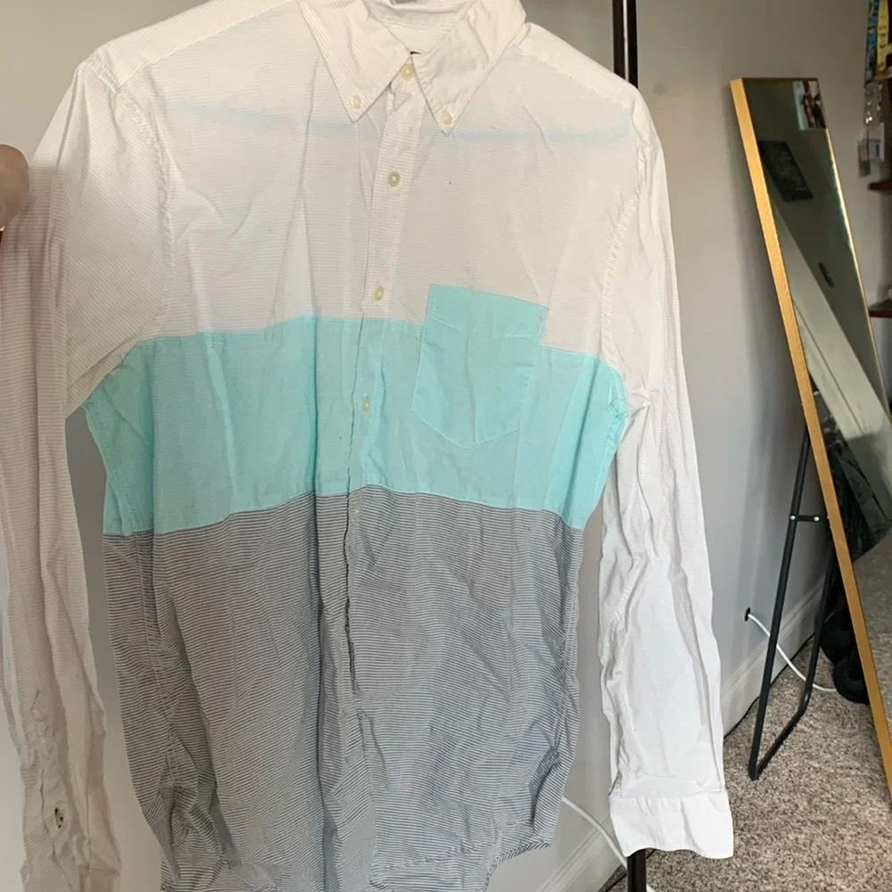 American eagle button down - Picture 2 of 3